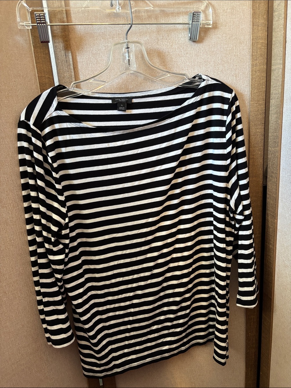 Ann Taylor Factory Black & White Striped Boatneck Long Sleeve Top XL